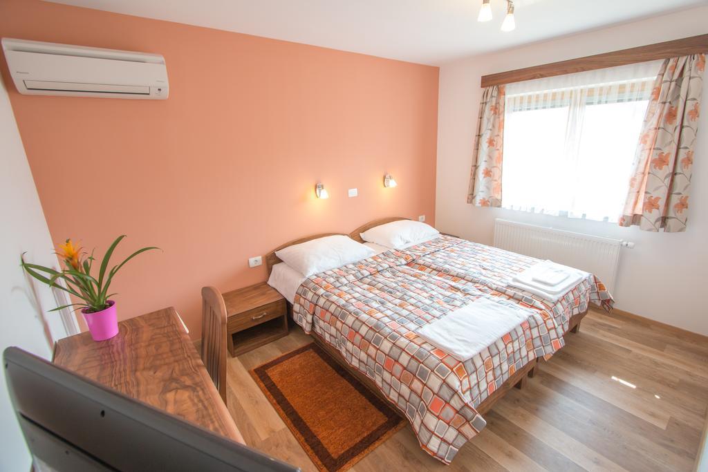 Tourist Farm Megusar Škofja Loka Habitación foto